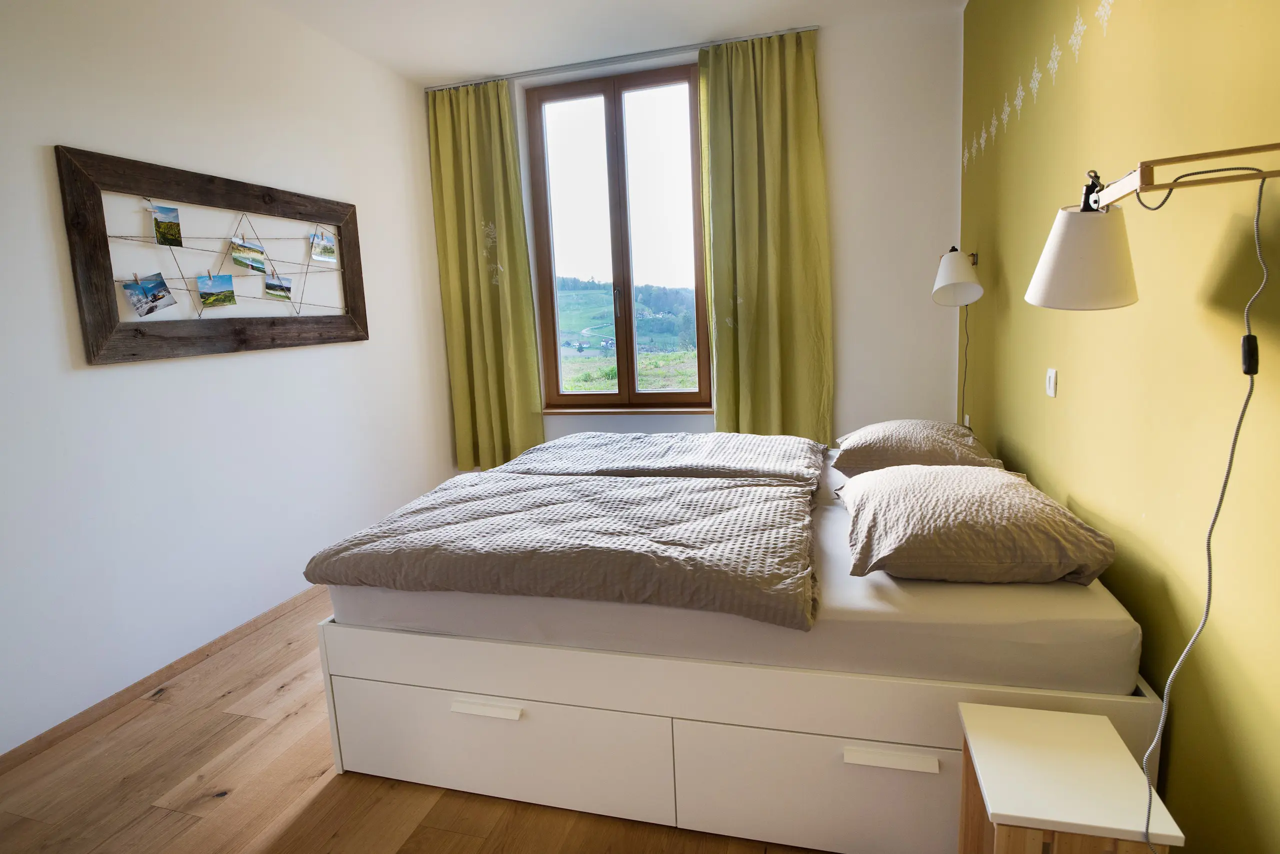 Hisa Sonca Toti Breg Zgornja Kungota Foto 10 Spalnica Maribor Pohorje Slovenija Slovenia Suzana Pomer
