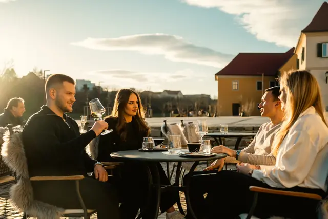 2025 Najstarejsa Trta Image Druzenje Zunanjost Klemen Golob 010