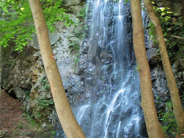 Skalce Waterfall