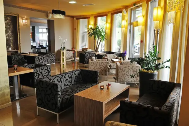 Hotel Dras Maribor Lobby