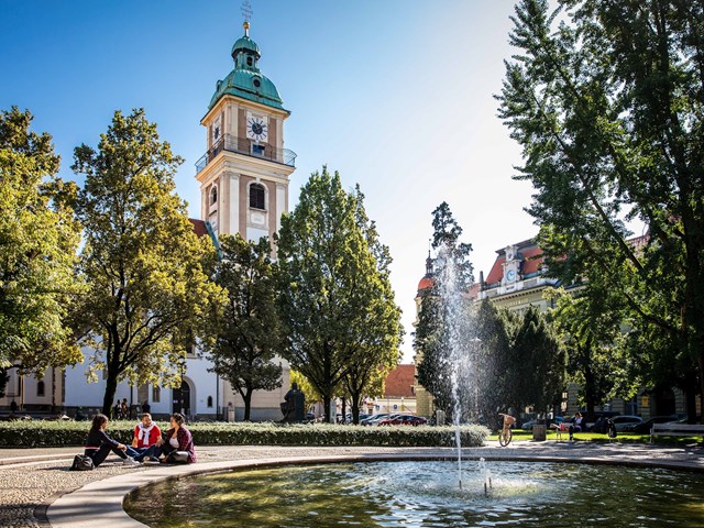 Slomškov Trg square