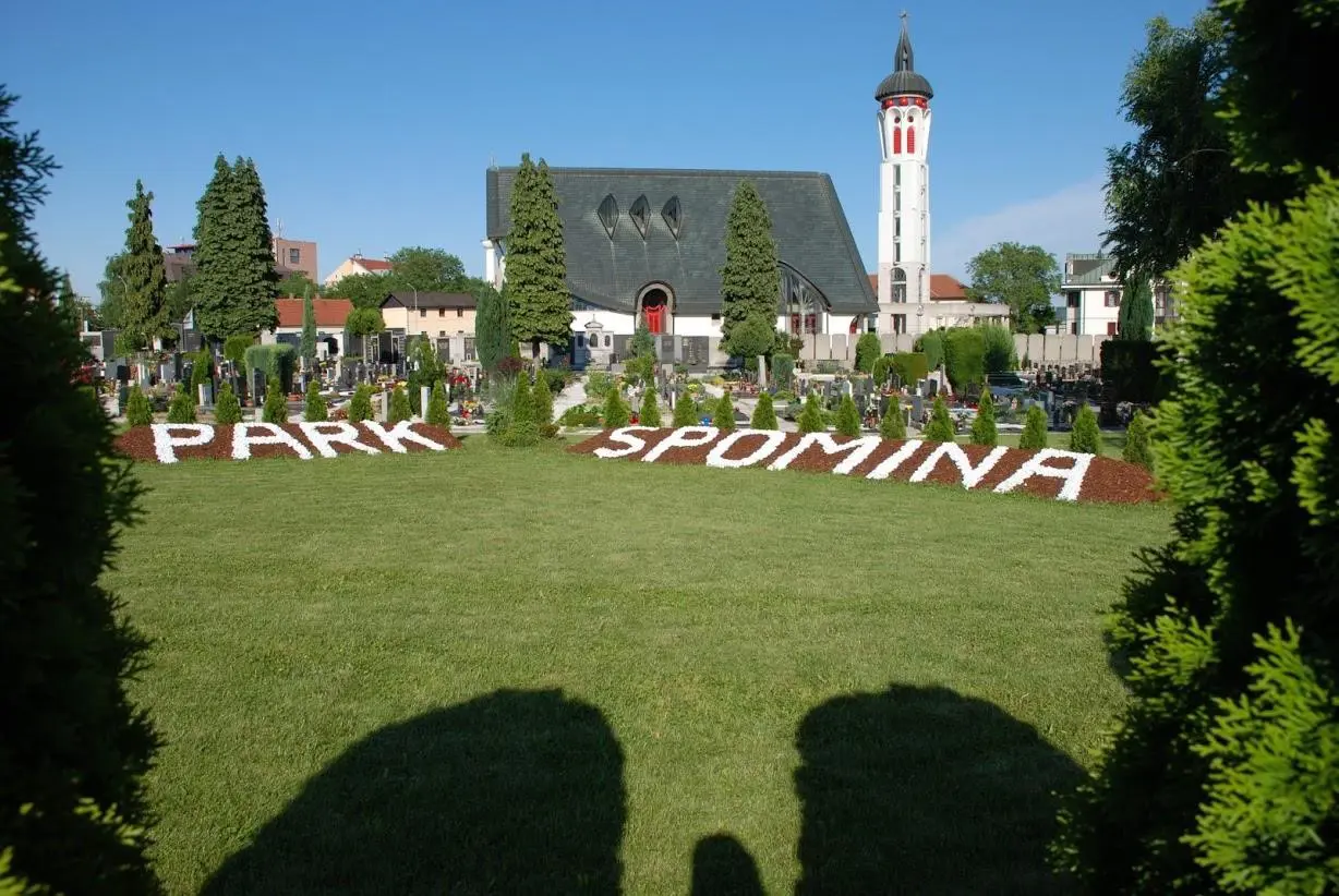 Pokopalisce Pobrezje Park Spominov