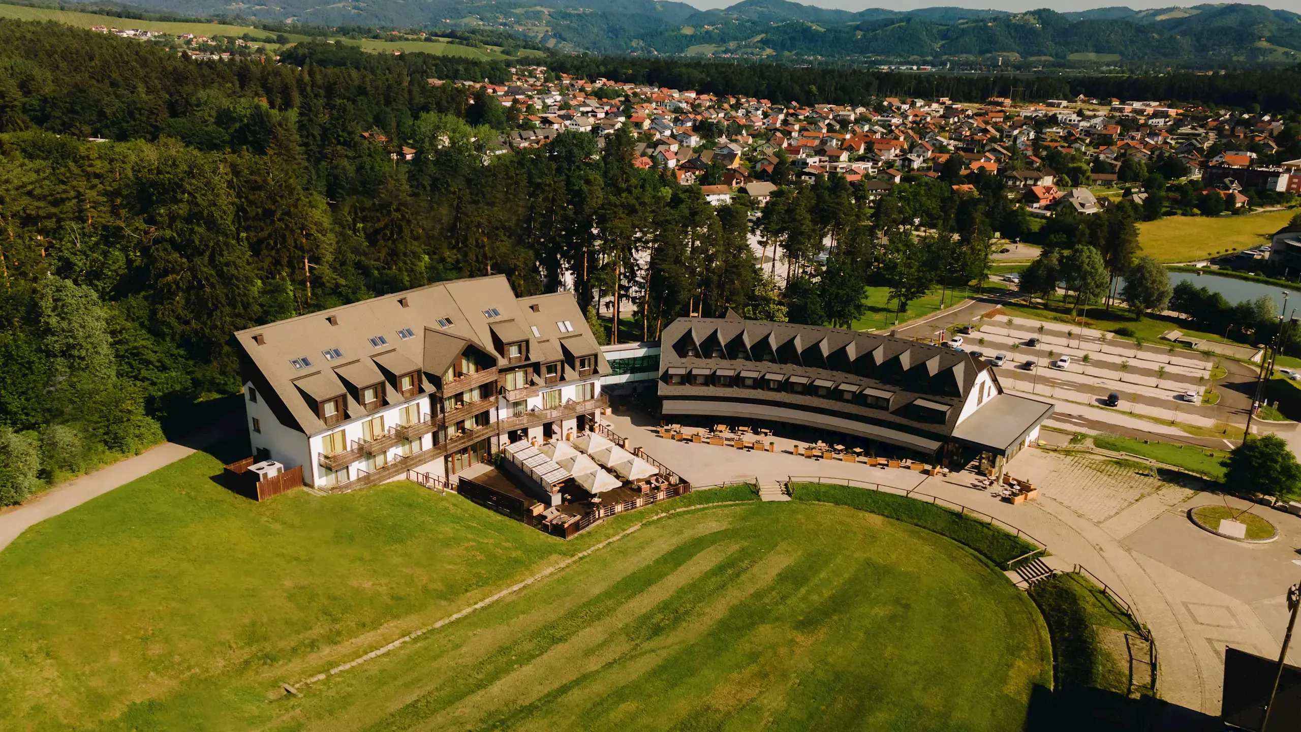Hotel Arena Iz Zraka Maribor Pohorje Slovenija Slovenia Arhiv Arena