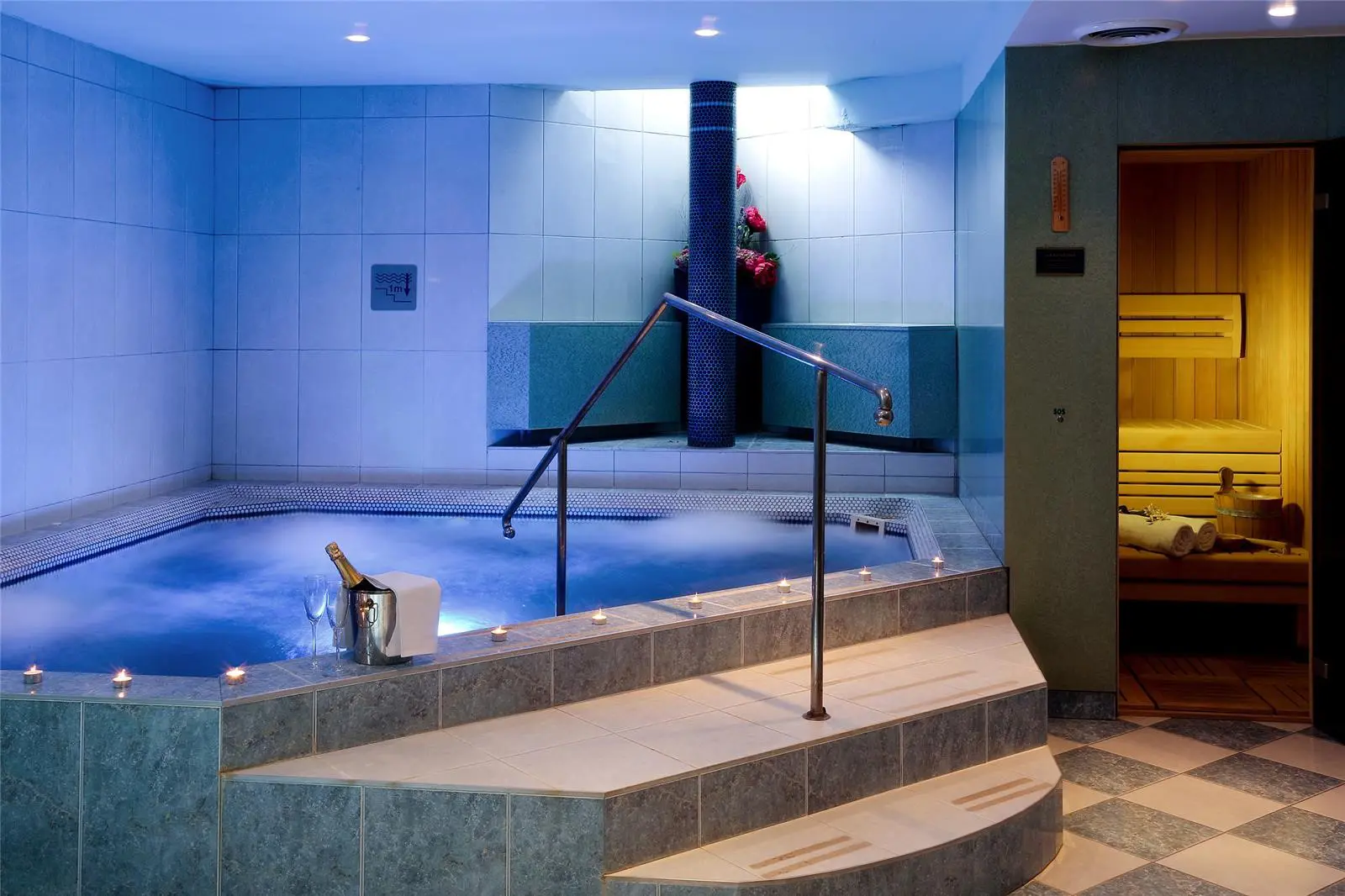 Gostilna In Motel Pri Lesniku Slovenia Slovenija Maribor Pohorje Aquamarin