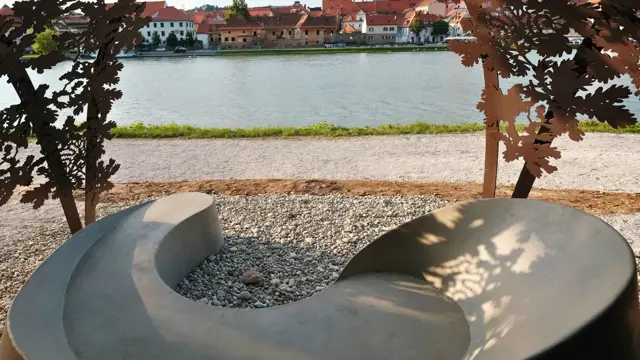 15. klop: Trenutek