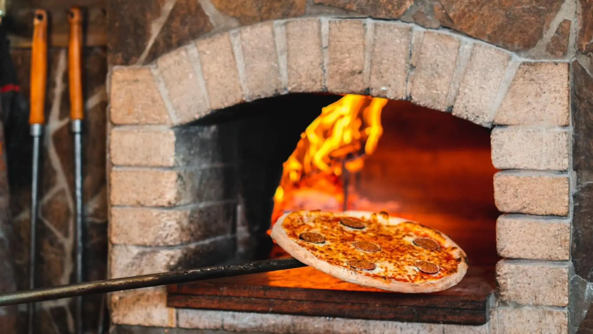 Pizzeria Pomodoro Visit Maribor Pohorje Slovenia Slovenija 3