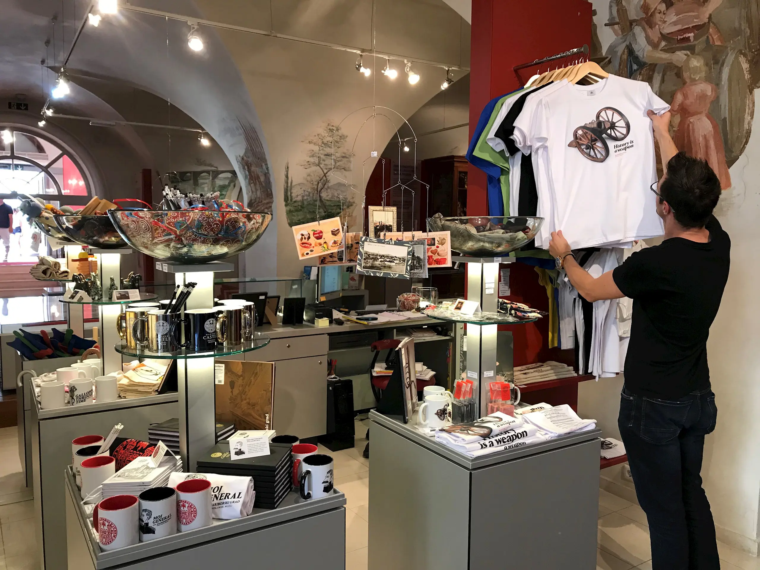 Pokrajinski Muzej Maribor Muzejska Trgovina 5