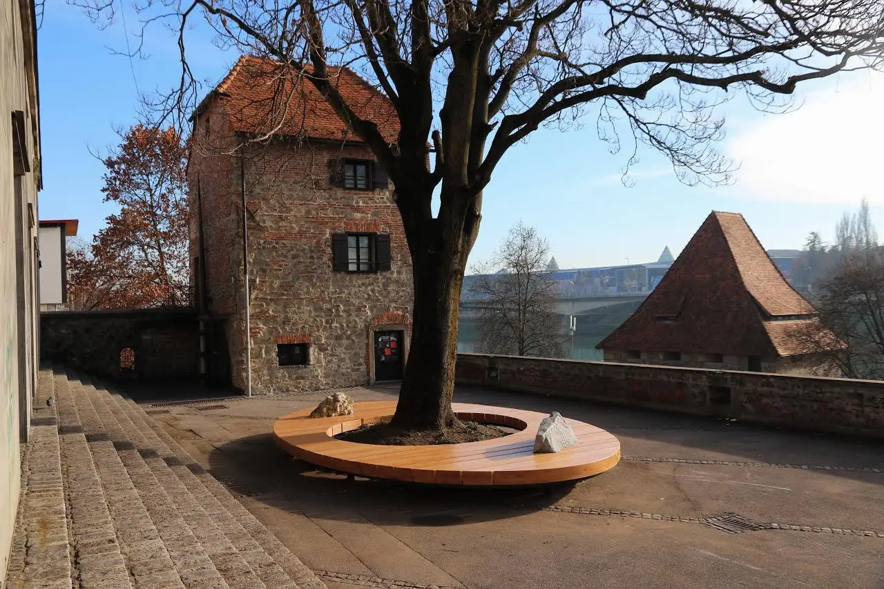 Klop Zidov Trg Maribor Pohorje Visit Maribor Slovenija Slovenia