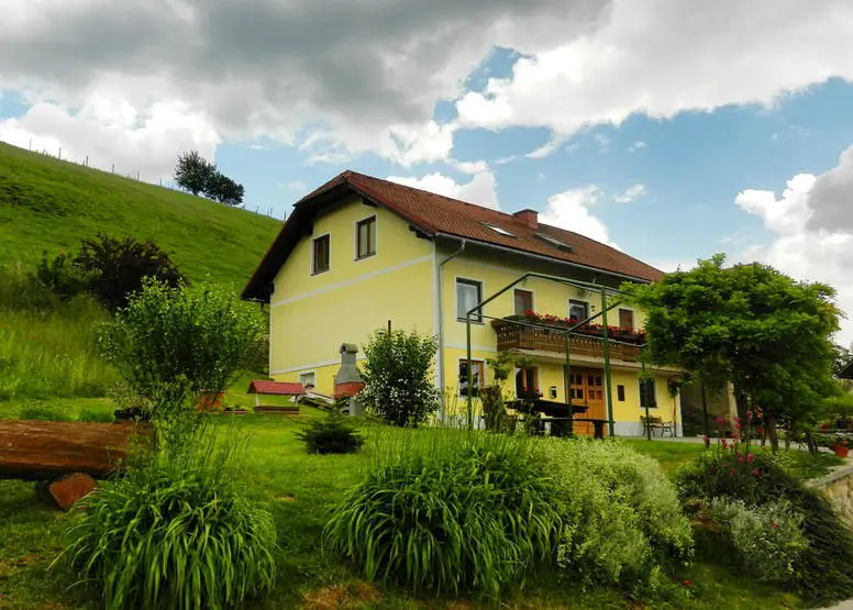 Vina Senecnik Maribor Pohorje Slovenija Slovenia Matjaz Vertus 1