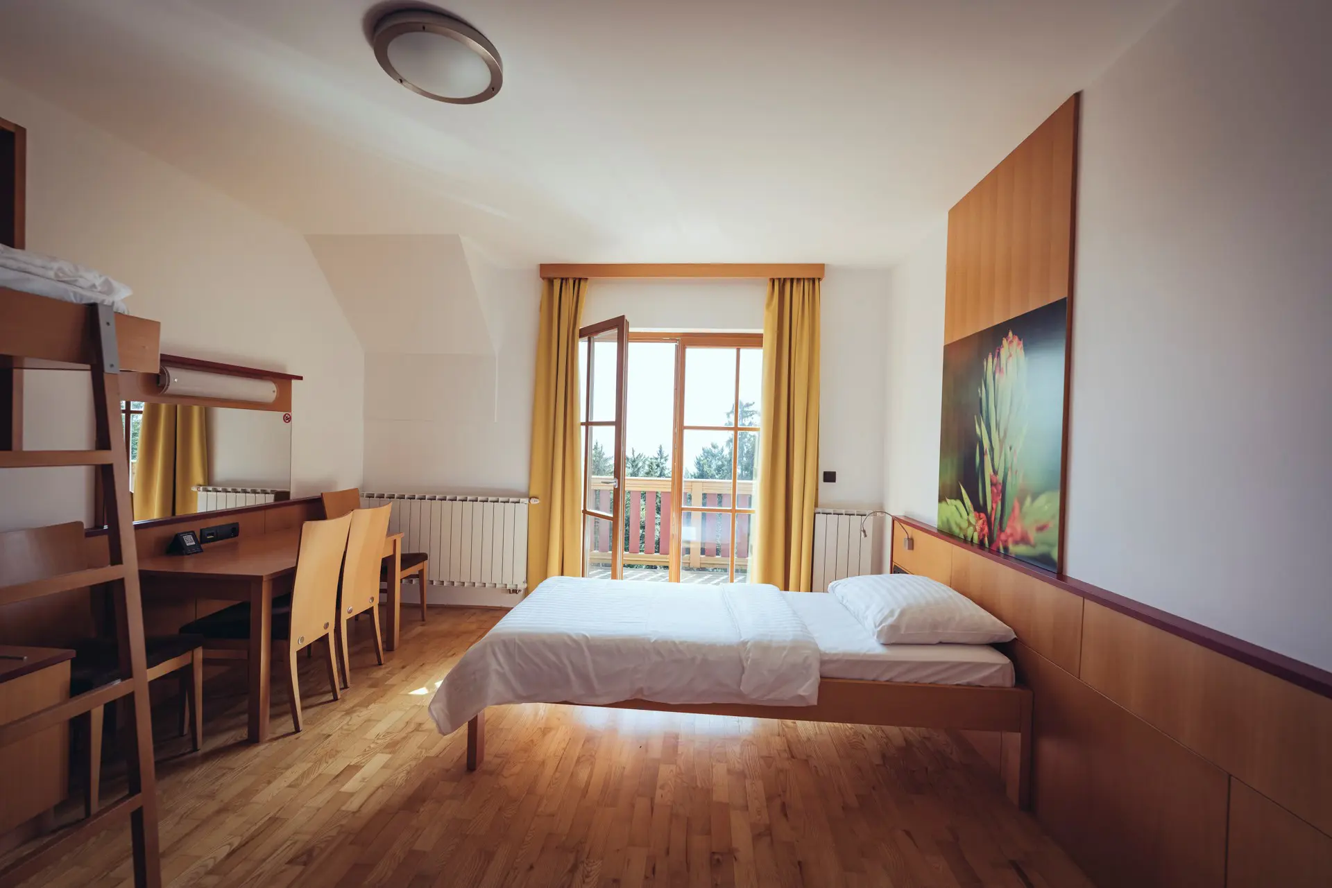 Stiriposteljne Sobe Forest Hotel Videc Quadruple Rooms Pohorjevillageresort Mariborskopohorje Slovenia