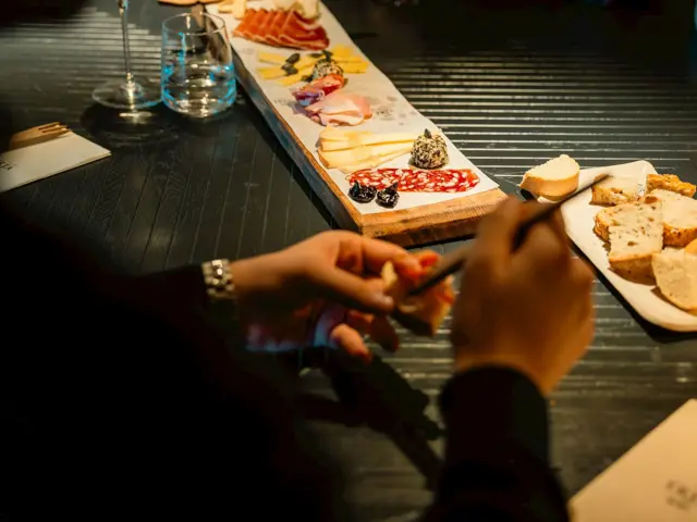 Degustacije V Najstarejsi Trti Visit Maribor Pohorje Slovenia Klemen Golob 3