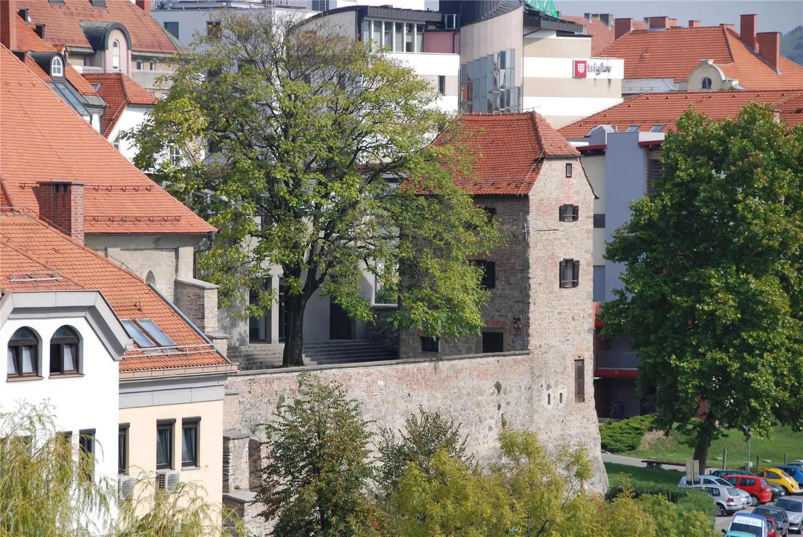 Fotogalerija Stolp Zidovski Stolp Maja Sivec Slovenia Slovenija Maribor Pohorje 9