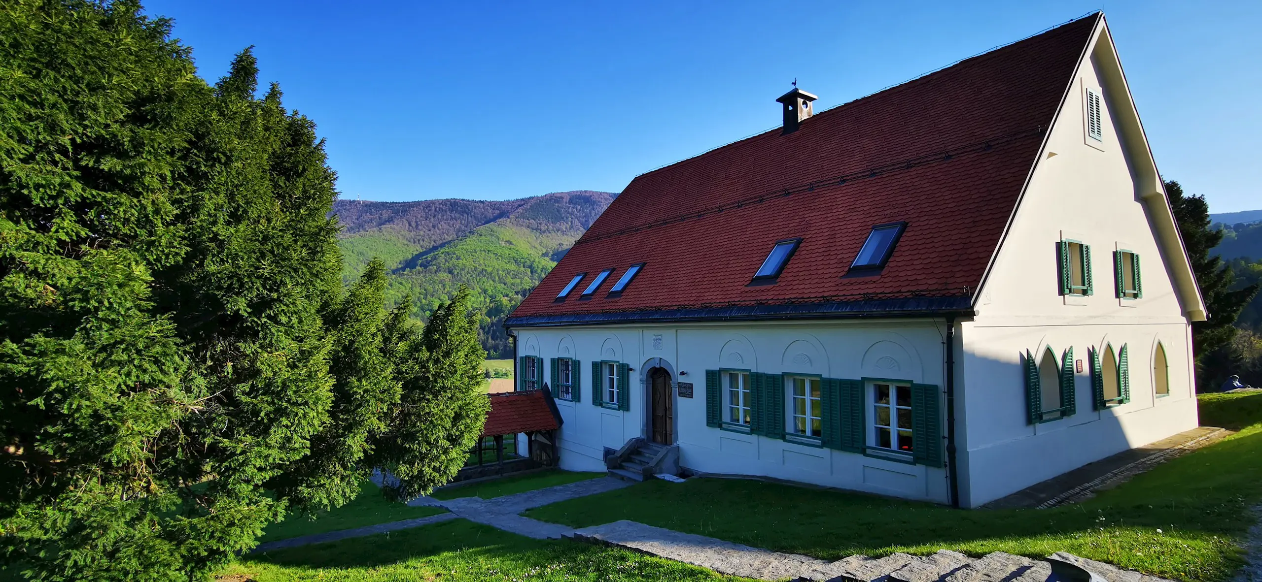 Univerza V Mariboru Fakulteta Za Kmetijstvo In Biosistemske Vede Meranovo Maribor Pohorje Slovenija Slovenia Karmen Razlag 1